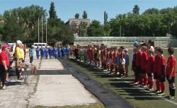 Юные бендерские футболисты завоевали золото на турнире, посвященном Дню России