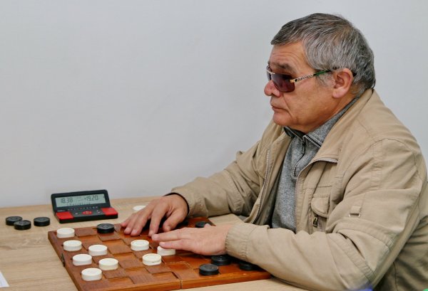 В Бендерах в 9-й раз провели Международный турнир по шашкам памяти Николая Грингруза.