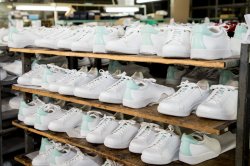 Почти 500 тысяч евро на модернизацию. Обувная фабрика «Тигина» получила льготный кредит